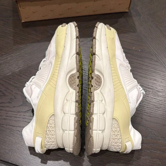 Nike Vomero Roam - Picture 2 of 6